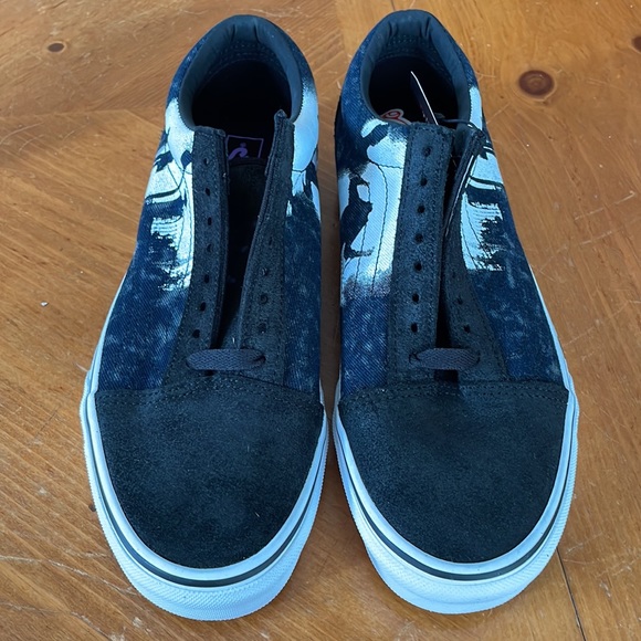 Men’s Vans Sneakers Old Skool The Exorcist Regan House of Terror Size 8.5 NEW - Picture 2 of 7